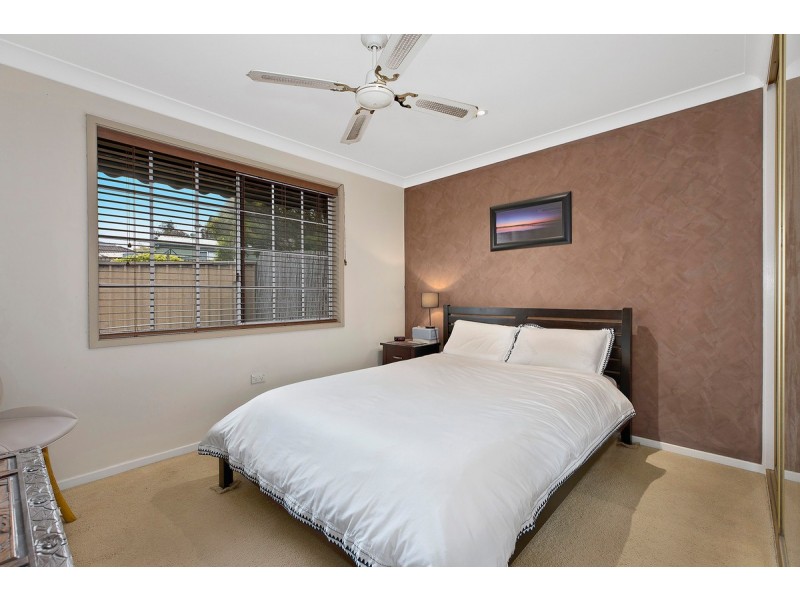 2/50 Valley View Road, Bateau Bay NSW 2261