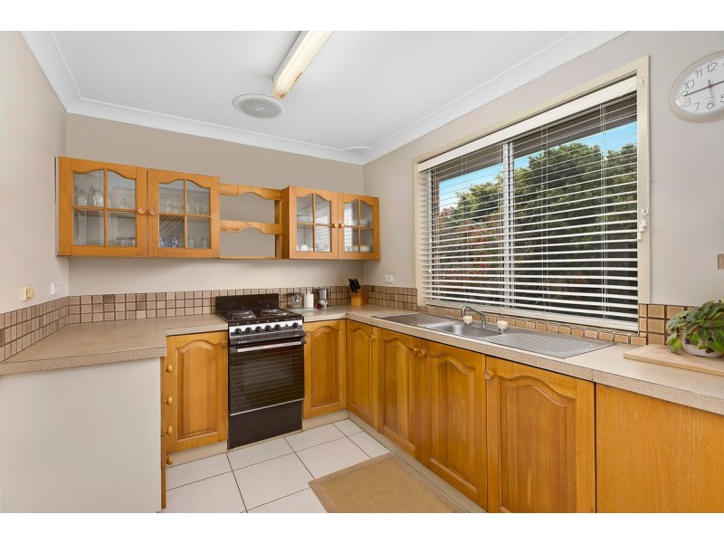 2/50 Valley View Road, Bateau Bay NSW 2261