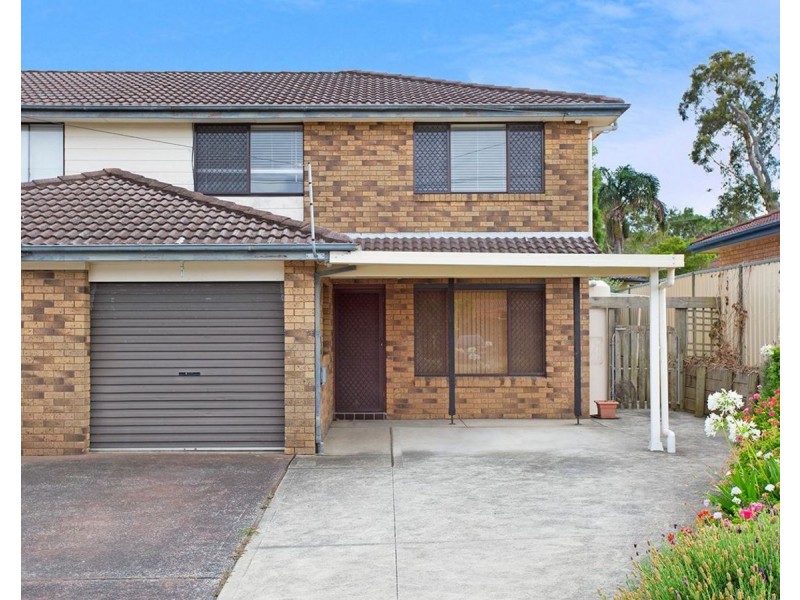 17 Adrian Close, Bateau Bay NSW 2261
