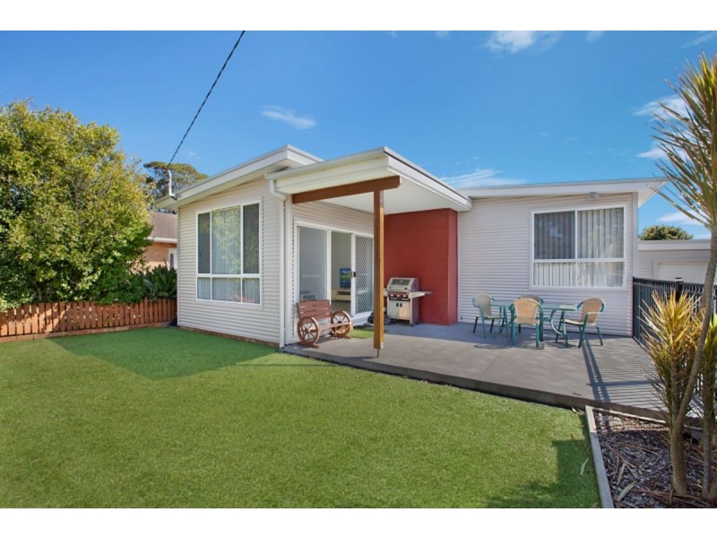 45a Lakin Street, Bateau Bay NSW 2261