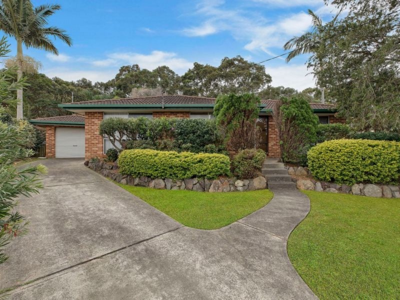 4 Kaystone Close, Bateau Bay NSW 2261