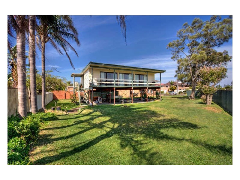 2 Florida Street, The Entrance North NSW 2261