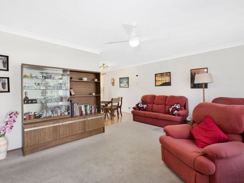 32 Premier Way, Bateau Bay NSW 2261