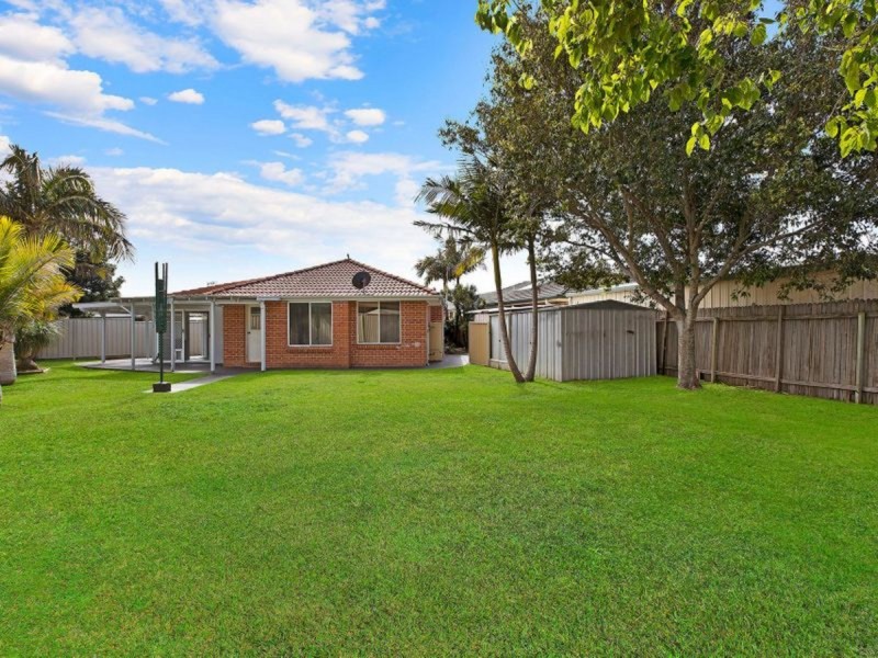 3 Clyde Close, Bateau Bay NSW 2261