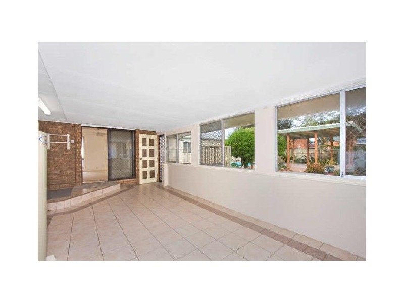 20 Cynthia Street, Bateau Bay NSW 2261