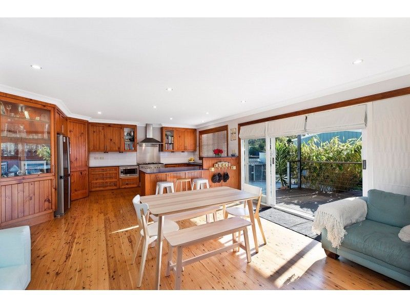 15 Ithaca Street, Bateau Bay NSW 2261