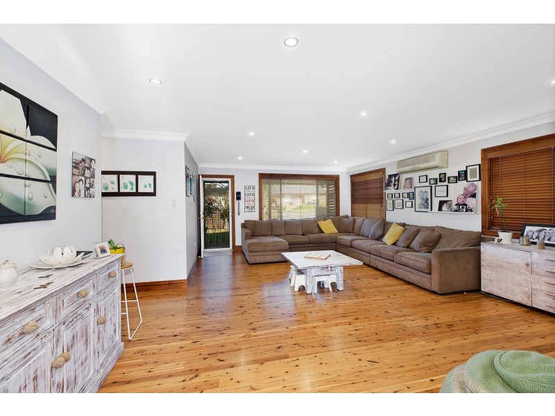 15 Ithaca Street, Bateau Bay NSW 2261