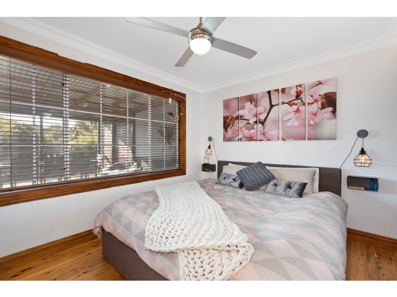 15 Ithaca Street, Bateau Bay NSW 2261