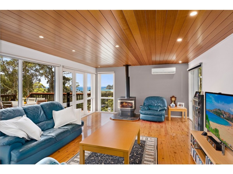 82 Bradleys Road, North Avoca NSW 2260