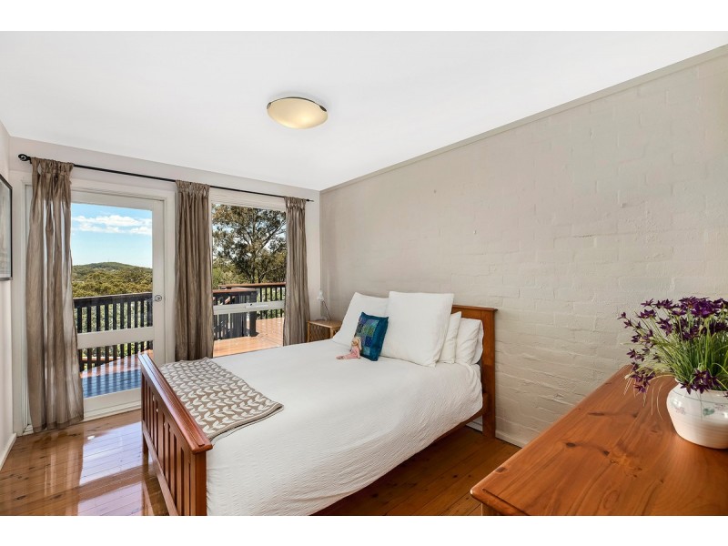 82 Bradleys Road, North Avoca NSW 2260
