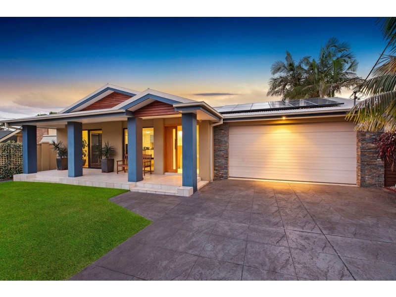 21 Point Street, Bateau Bay NSW 2261