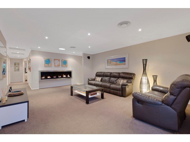 21 Point Street, Bateau Bay NSW 2261