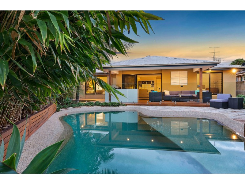 21 Point Street, Bateau Bay NSW 2261