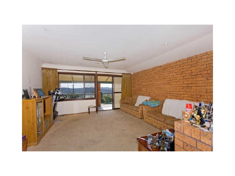 40 Stephenson Road, Bateau Bay NSW 2261