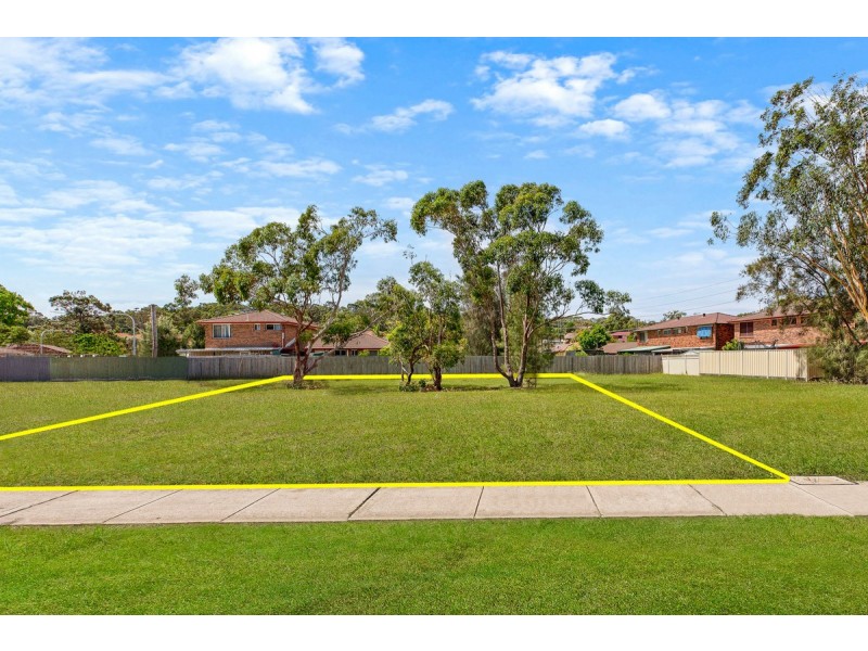 99 Rotherham Street, Bateau Bay NSW 2261
