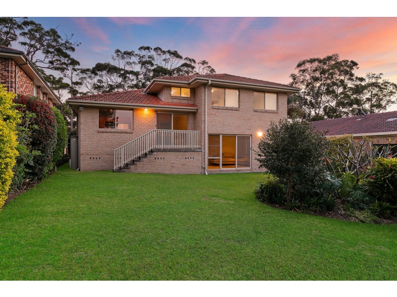 8 Point Street, Bateau Bay NSW 2261