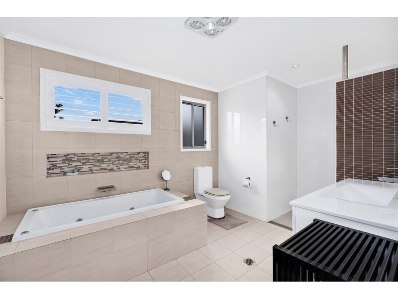 79 Bonnieview Street, Shelly Beach NSW 2261