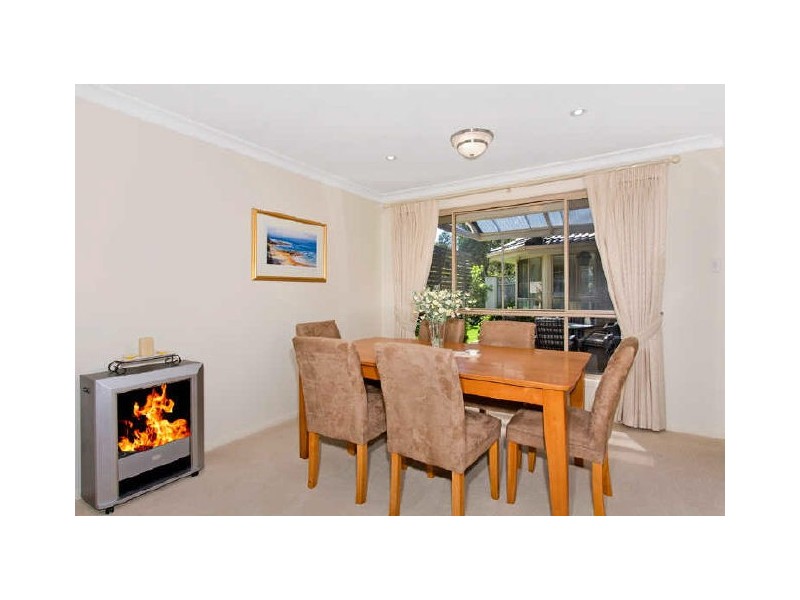 31 Bataan Circuit, Bateau Bay NSW 2261