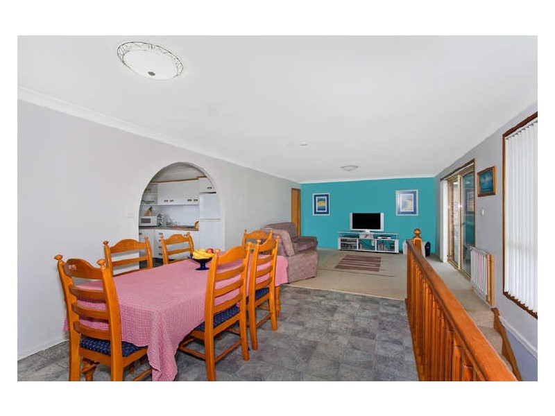 4 Wilfred Barret Dr, The Entrance North NSW 2261