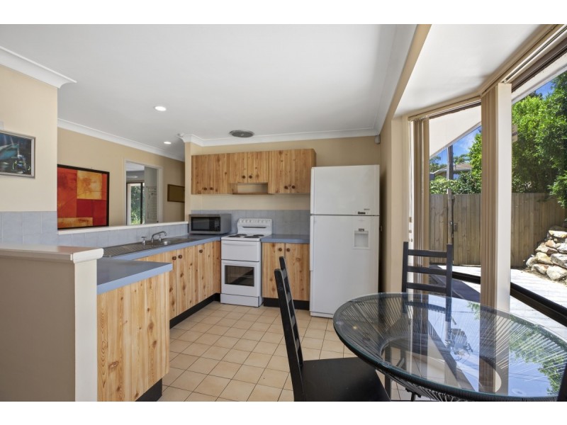 12 Jessica Street, Bateau Bay NSW 2261