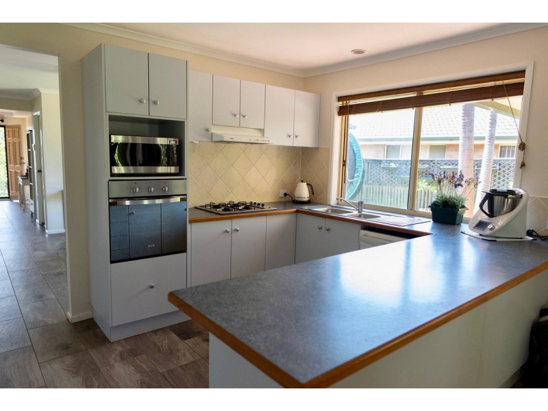 6 Wollemi Road, Woongarrah NSW 2259
