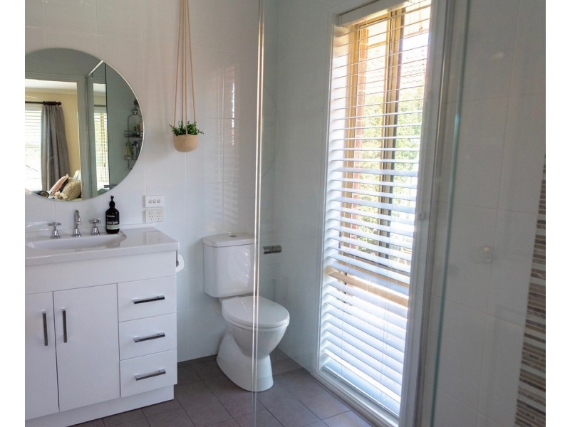 6 Wollemi Road, Woongarrah NSW 2259