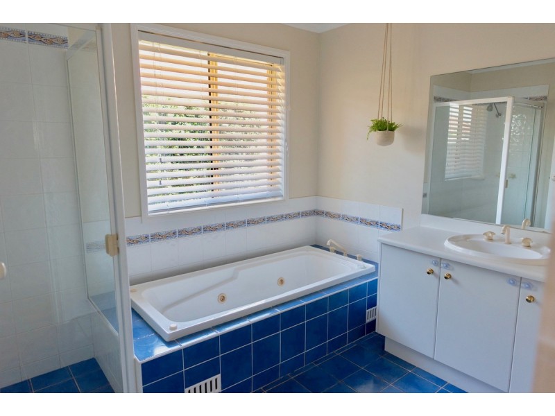 6 Wollemi Road, Woongarrah NSW 2259
