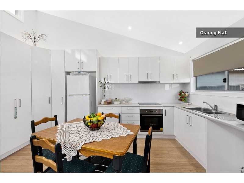 86 Bateau Bay Road, Bateau Bay NSW 2261