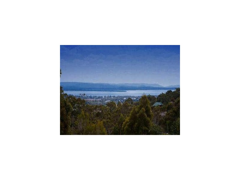 2 Stephenson Road, Bateau Bay NSW 2261