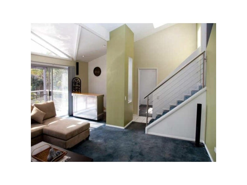 2 Stephenson Road, Bateau Bay NSW 2261