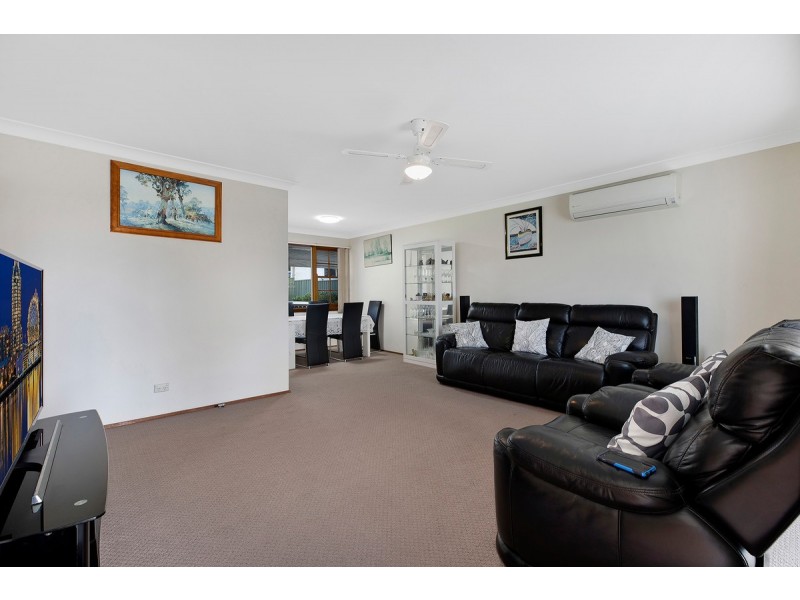 1 Wandella Avenue, Bateau Bay NSW 2261