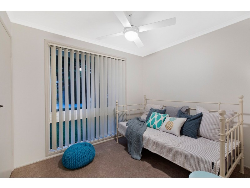 15 Finch Place, Bateau Bay NSW 2261