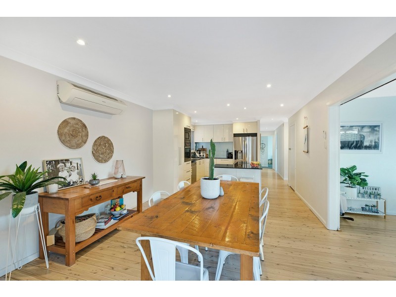 18 Margherita Avenue, Bateau Bay NSW 2261