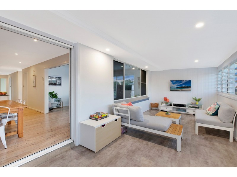 18 Margherita Avenue, Bateau Bay NSW 2261