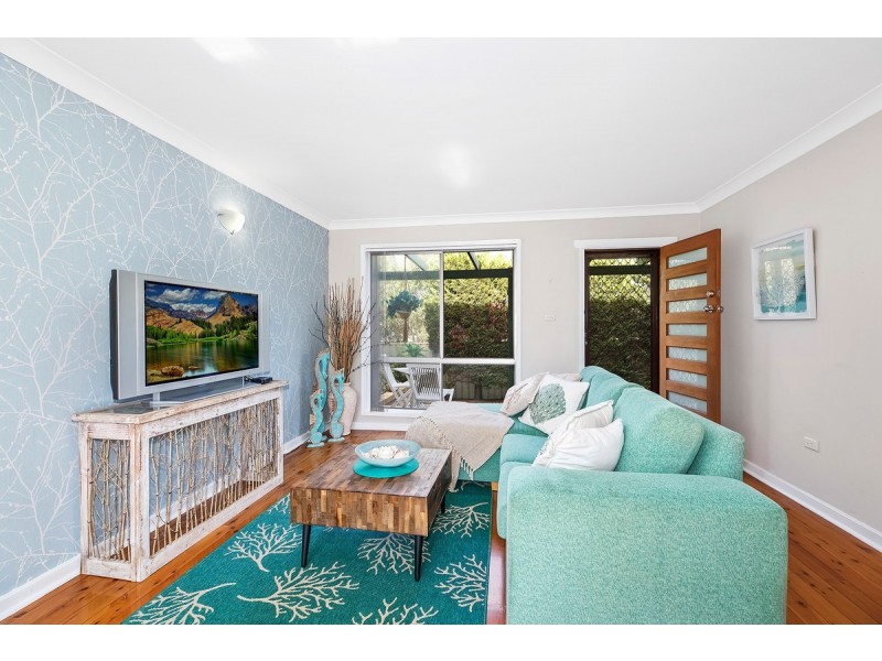 2/112 Elsiemer Street, Toowoon Bay NSW 2261