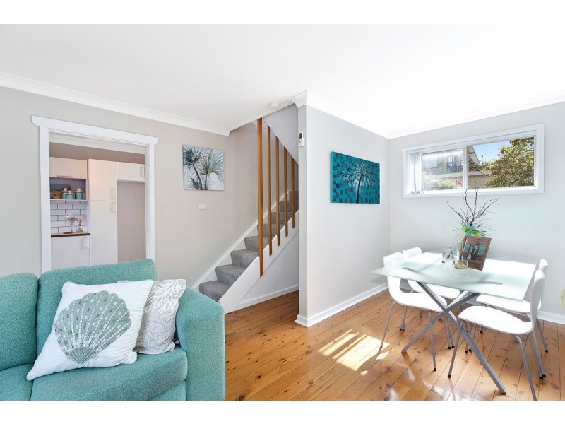 2/112 Elsiemer Street, Toowoon Bay NSW 2261