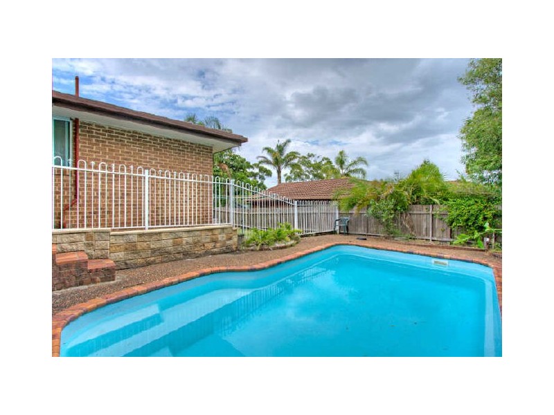 2 Jessica Street, Bateau Bay NSW 2261