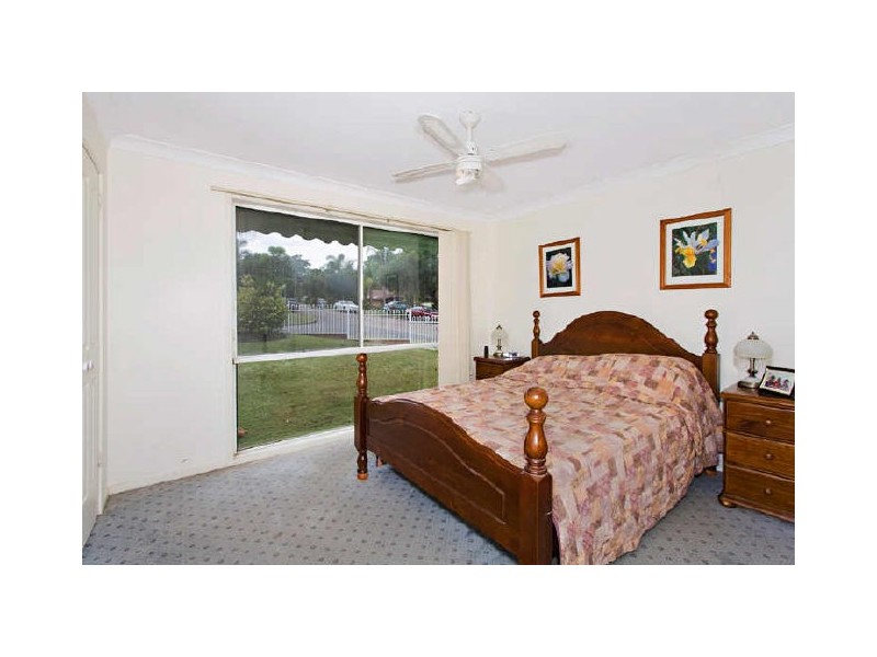 2 Jessica Street, Bateau Bay NSW 2261