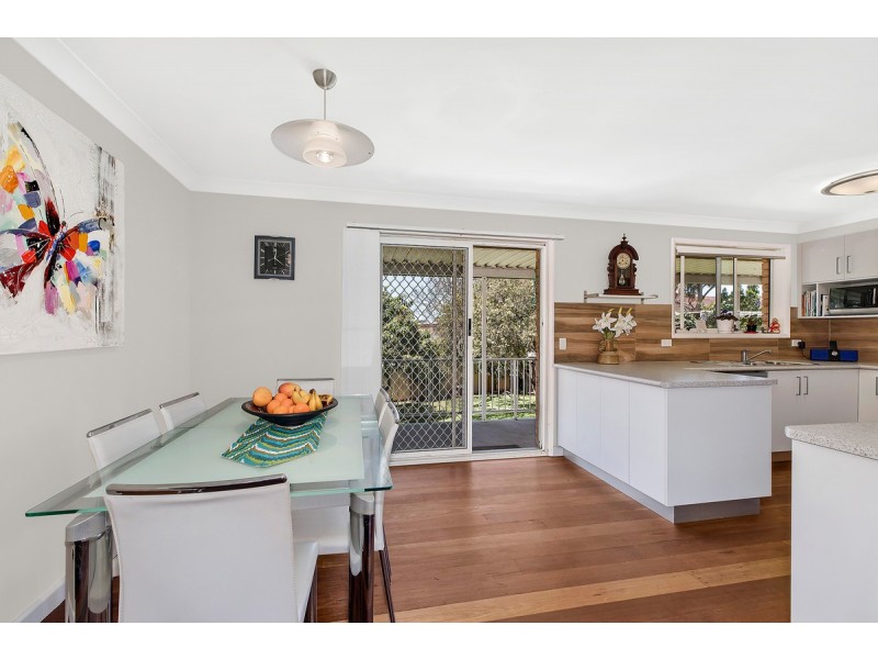 6 Promenade Avenue, Bateau Bay NSW 2261