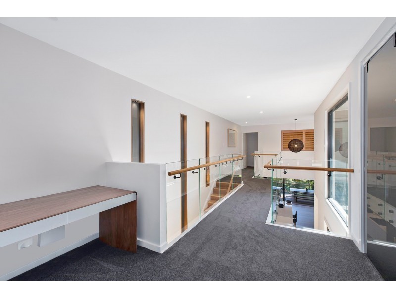 2/14 Burrawong Street, Bateau Bay NSW 2261