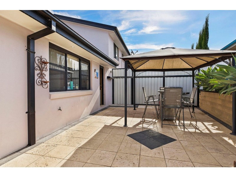 2/27 Marlowe Road, Bateau Bay NSW 2261