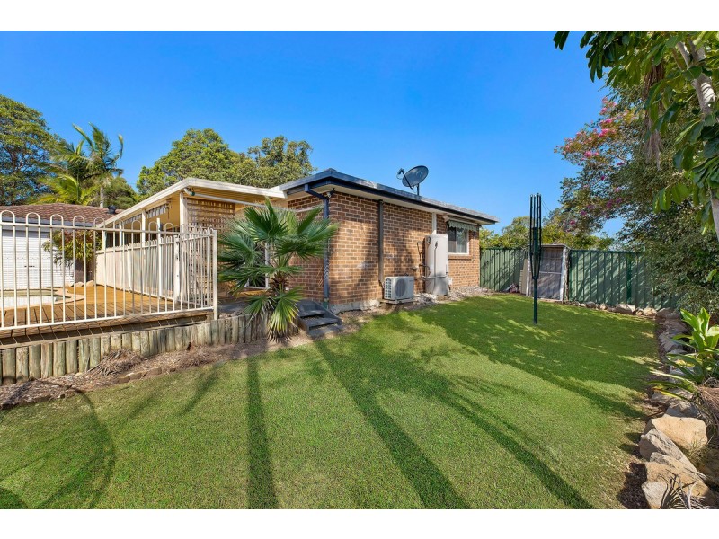 205 Cresthaven Avenue, Bateau Bay NSW 2261