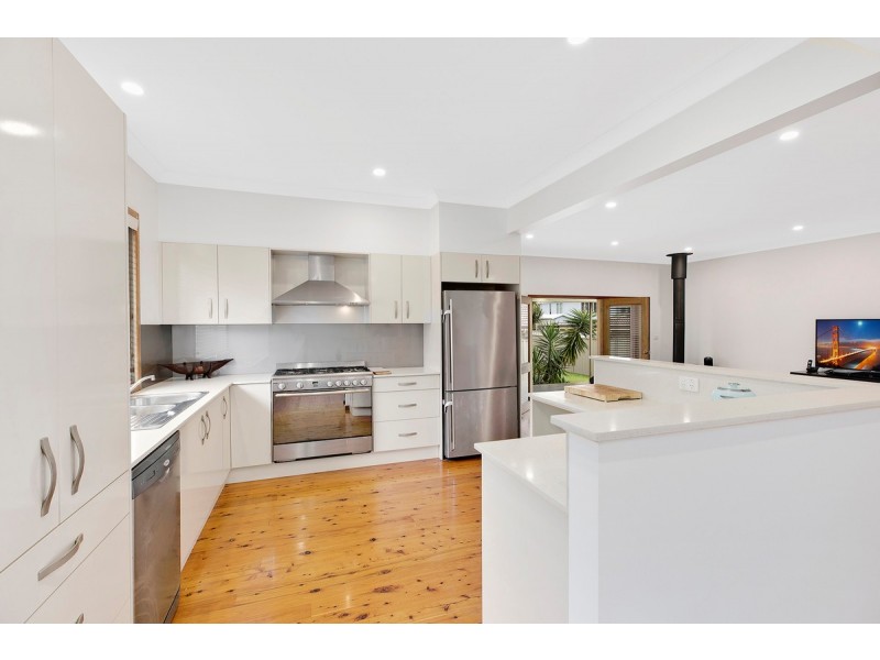 89 McLachlan Avenue, Shelly Beach NSW 2261