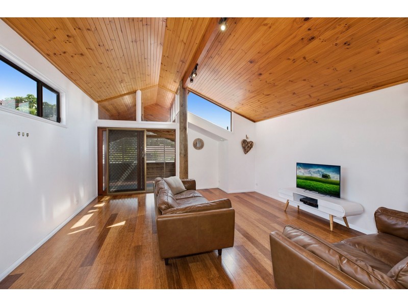 65 Oaks Avenue, Shelly Beach NSW 2261