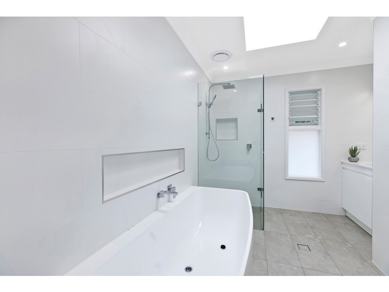 65 Oaks Avenue, Shelly Beach NSW 2261