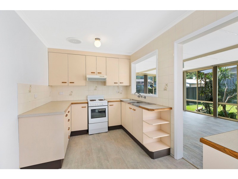 86 Bateau Bay Road, Bateau Bay NSW 2261