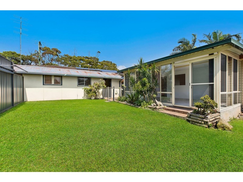 86 Bateau Bay Road, Bateau Bay NSW 2261