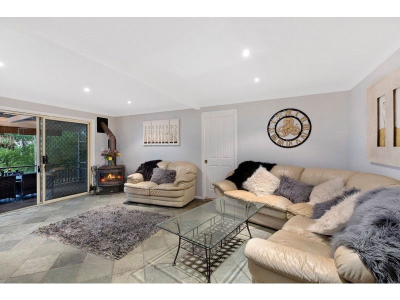 11 Northview Drive, Bateau Bay NSW 2261