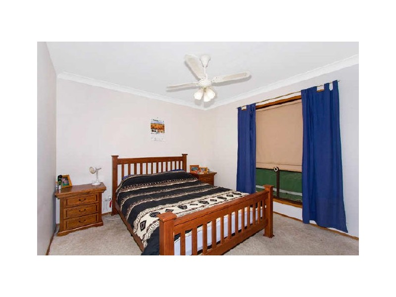 16 Promenade Avenue, Bateau Bay NSW 2261