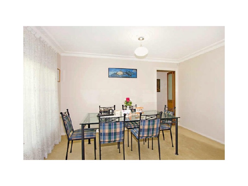 9 Lakin Street, Bateau Bay NSW 2261